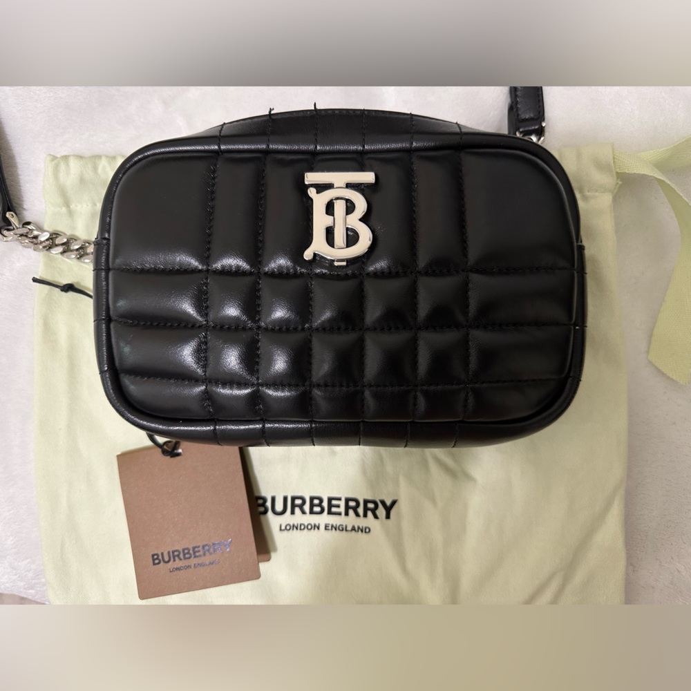 BURBERRY Mini Lola Quilted Leather Camera Bag!! Great condition!
